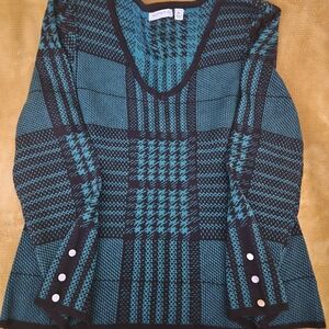 Teal and Black Women's Sweater